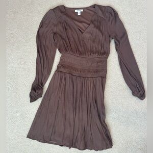 Cute Brown long sleeve thin dress size XS